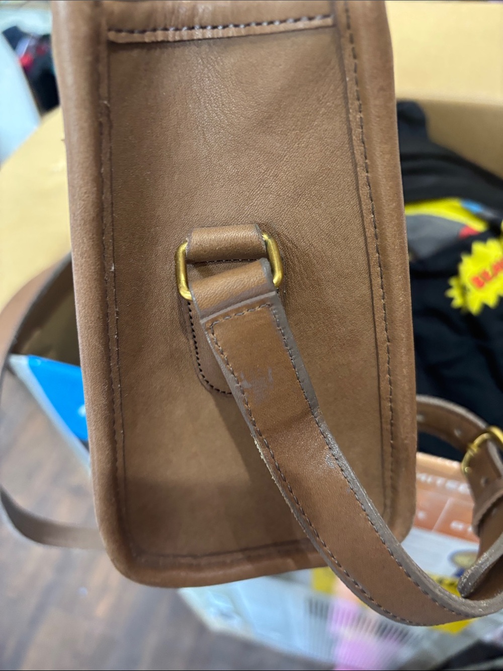 Coach Classic Beige Leather Womens Crossbody Bag - Picture 11 of 11